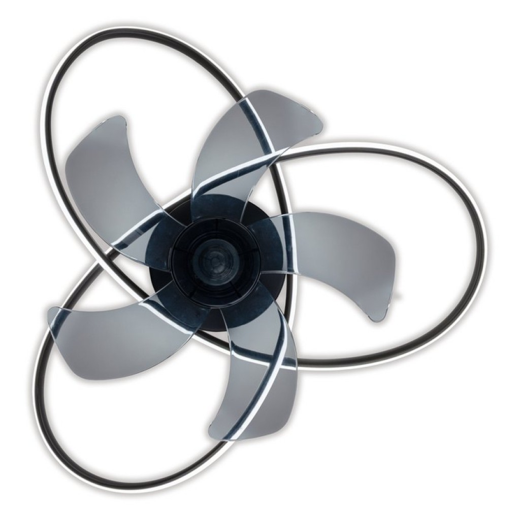 Die moderne LED Deckenleuchte "LECCIO" inklusive Ventilator, Nachtlichtfunktion, Dimmung und Lichttemperatureinstellung ist mit fest verbauten LEDs bestückt und hat einen ungefähren Øvon 58 cm.