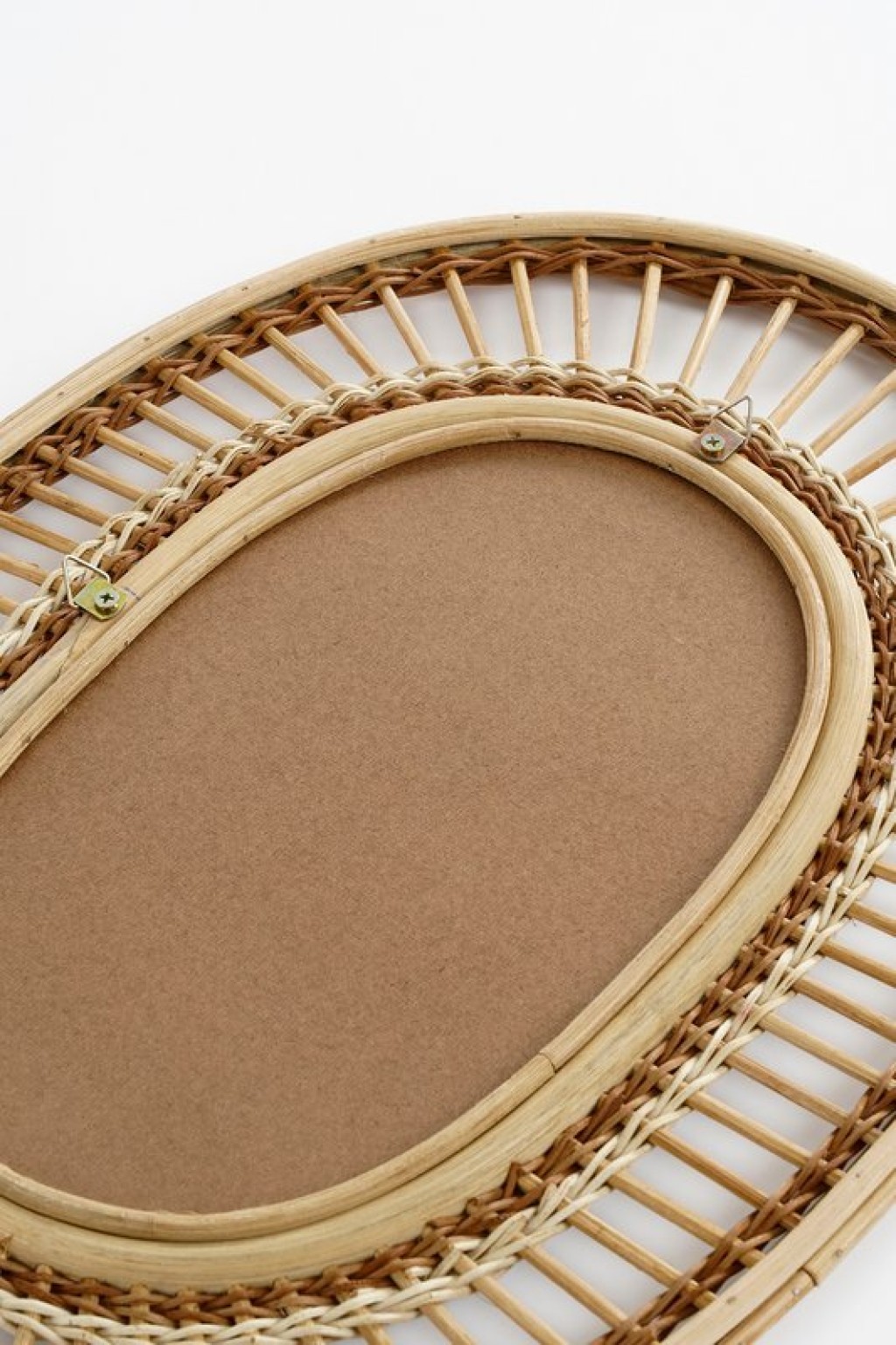 Oval wall mirror - L59 x B40 x H3 cm - rattan - light brown