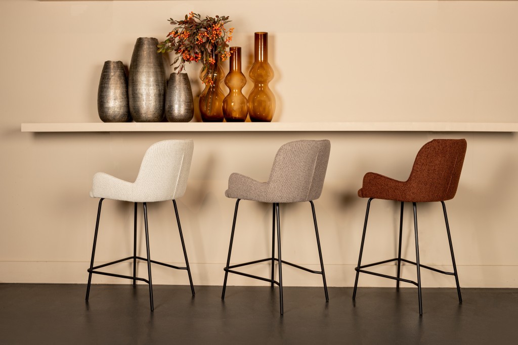 Leander Beige Barstoel | Luxe Barkruk | Rugleuning en Armsteunen