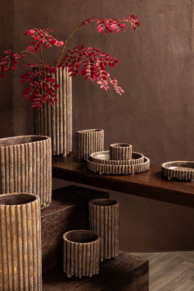 Morganne Bloempot | Bruin Cement | Ovaal met Ribbels – L – 36 cm