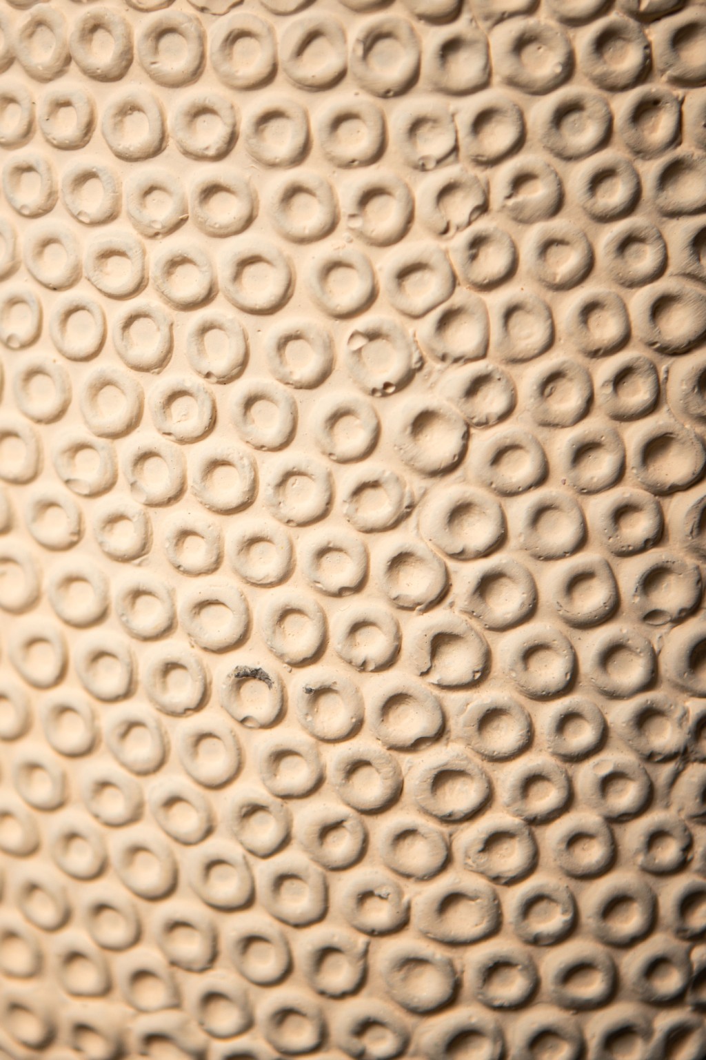Laim Cream Cement Round Pot Dots Pattern BaseXXL