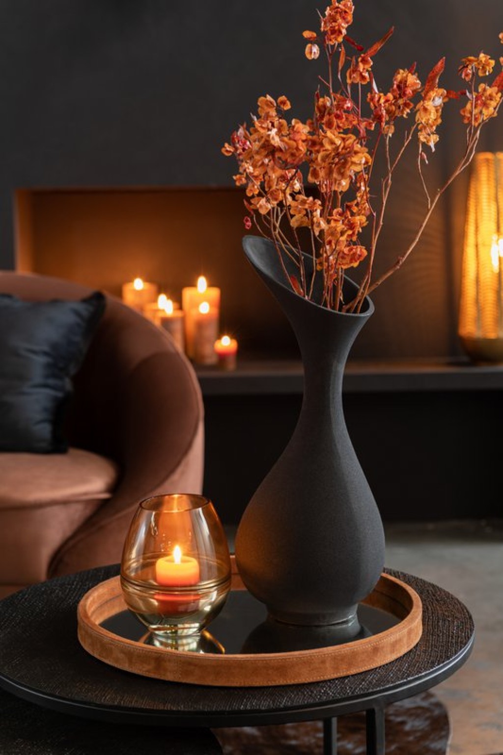 J -Line Vase Olivia Rough - Aluminum - Black - Medium - 61 cm high