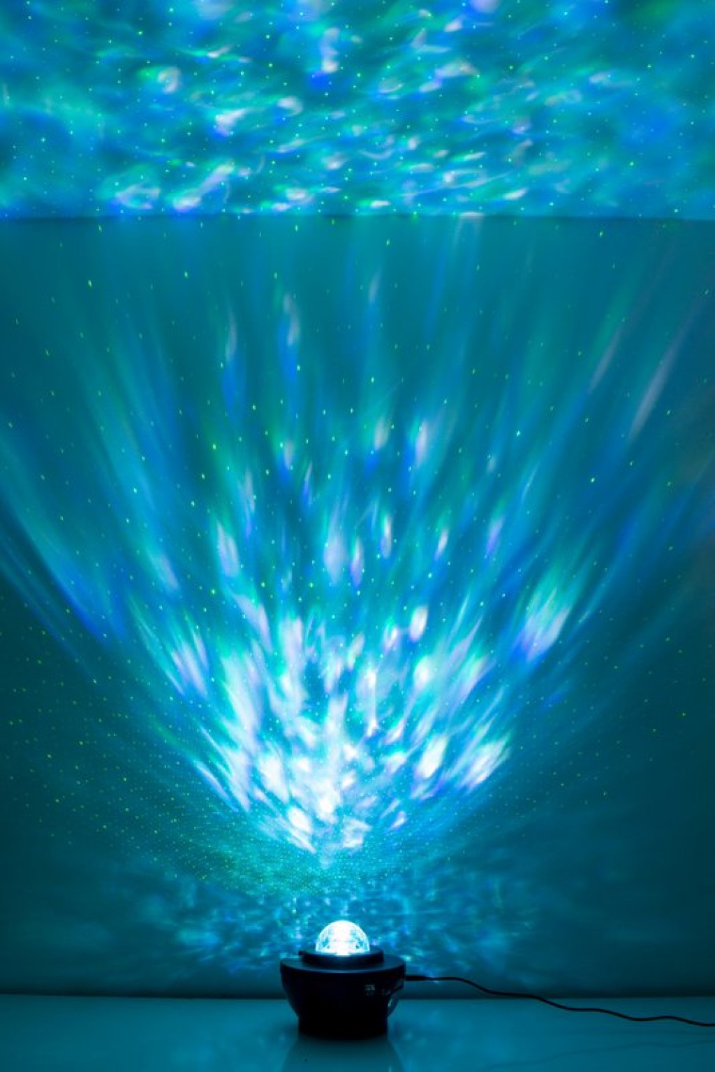 Atmospheric Galaxy LED projector, decorative lighting made of plastic, colorful, integrated LED, for inside