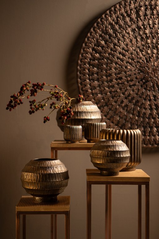 Eevie Bronze Round Ceramic Pot With Lines M