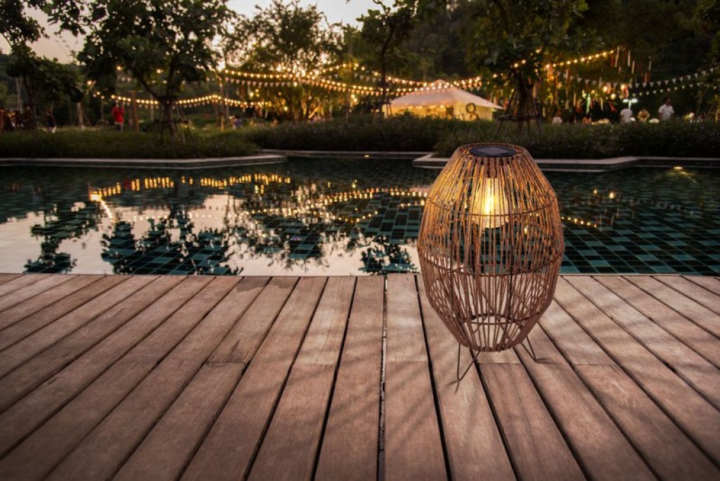 LED solar lamp "Korbinian" for garden and terrace, outdoor cheese made of metal, plastic and jute in nature, firmly built -in LEDs, solar lamp for the garden 34 x 19.58 cm