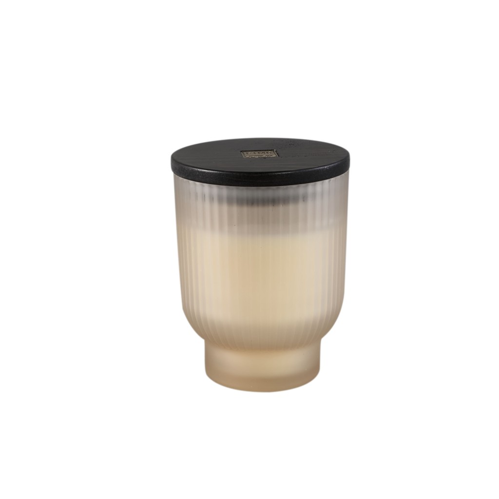 New Elements Oud Minerale Scented Candle 380g L
