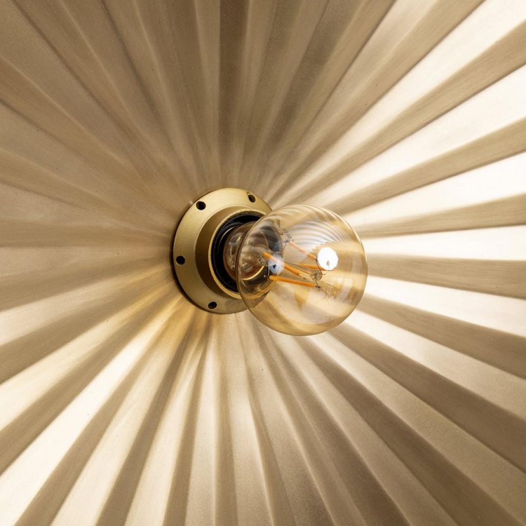 The Tsijn Tsjin Wall Lamp - Brass - M