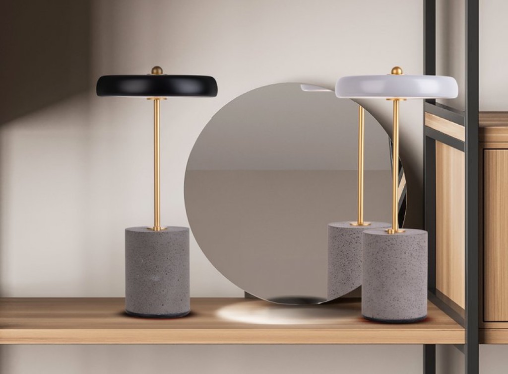Akku Tischleuchte "SETA" schwarz 30 cm hoch aus Metall und Beton, mit fest verbauter LED