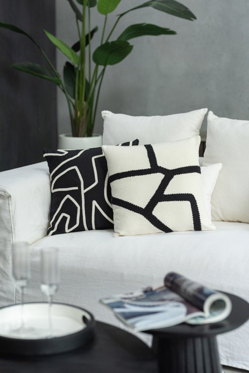 J-Line cushion Stripe - textile - white/black