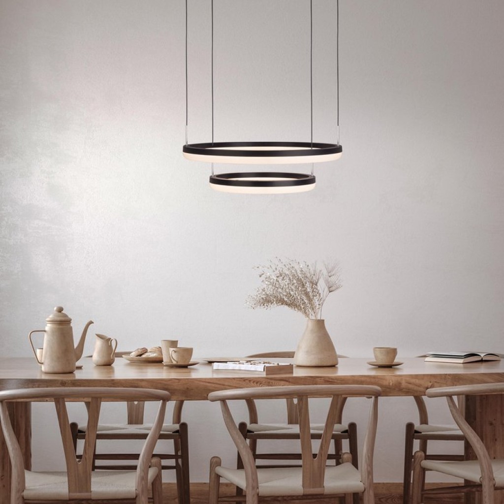 LED CCT pendant light "Circulo" made of black metal and sand-colored plastic, with integrated LED and many functions, Ø 60 cm, 150 cm high.