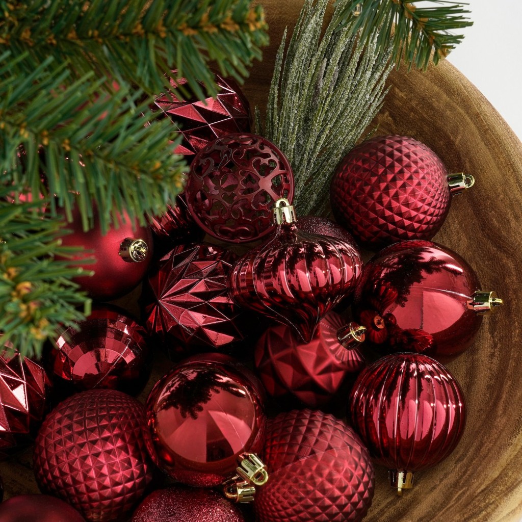 Kerstballen Set - 60 Stuks - Ø7 cm - Onbreekbaar - Donkerrood