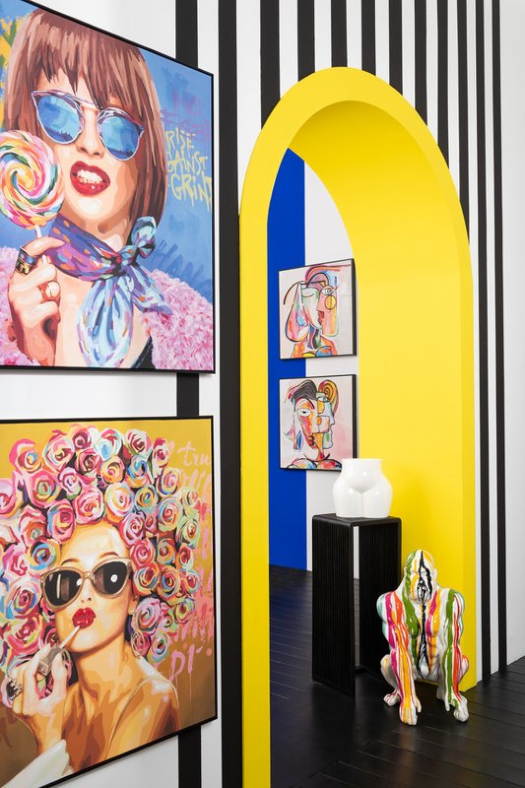 J-Line wall decoration Graffiti Woman Lipstick - canvas/paint - mix