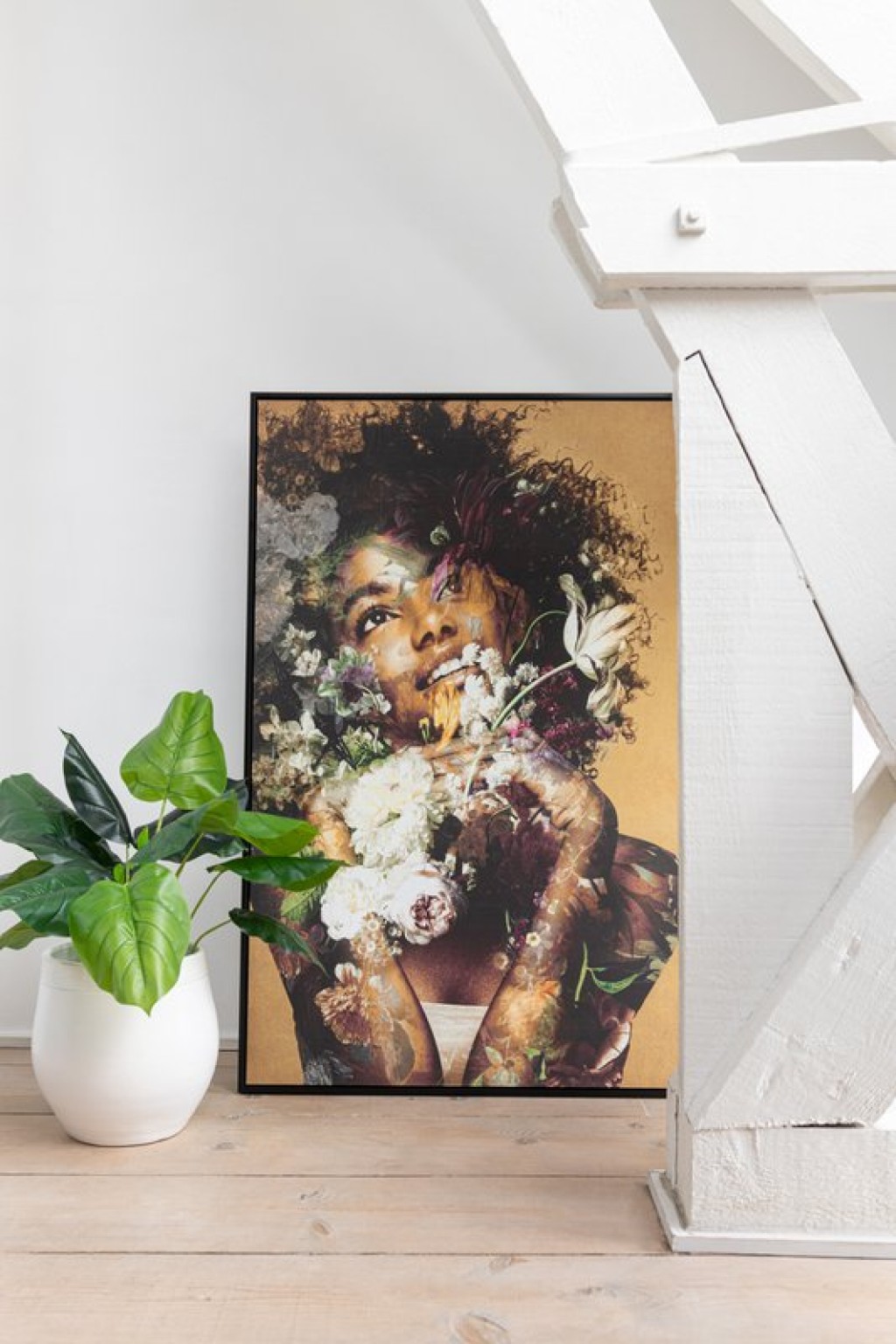 J-Line Frame Woman Flowers Canvas/Wood Mix