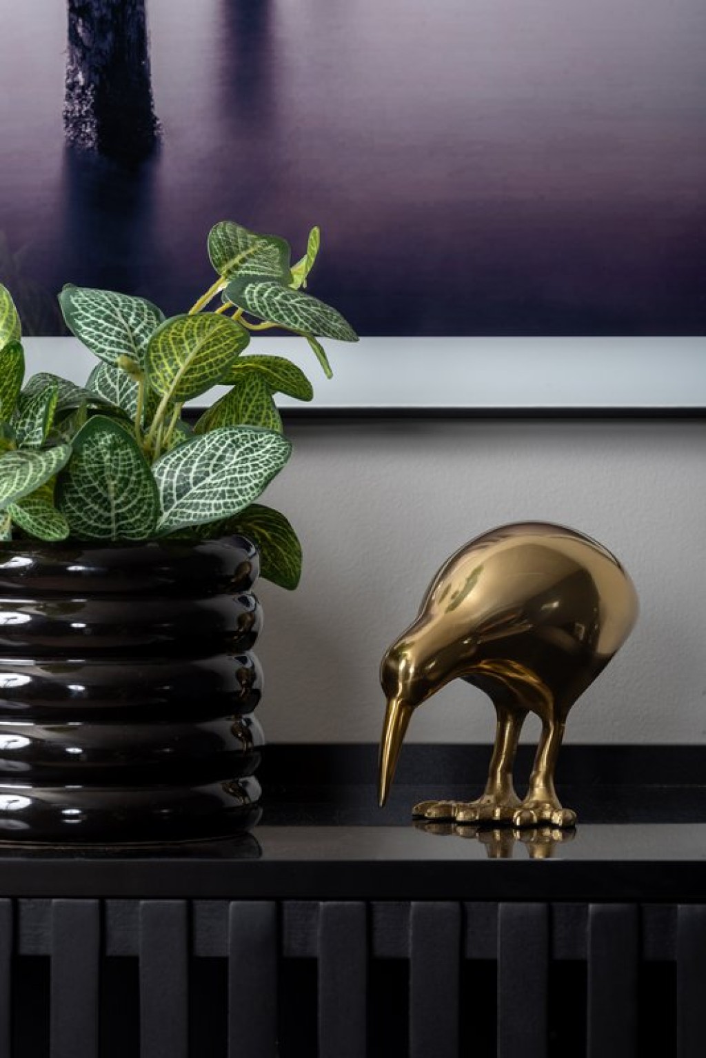 Statue Kiwi Bird