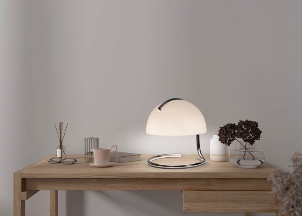 Table lamp "Burano" white, approx. 25 cm high, Ø 23.5 cm, made of chrome -colored metal and black glass, E27.