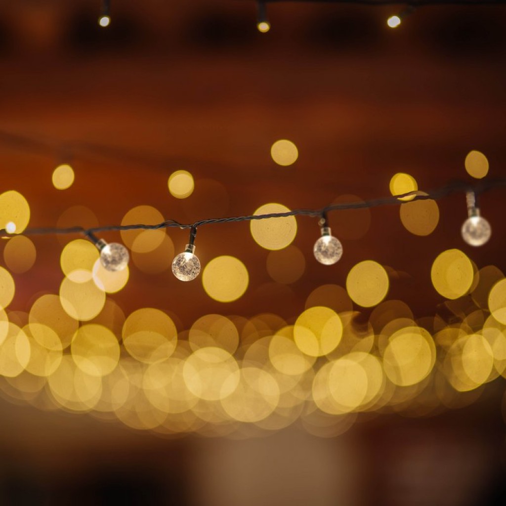 Outdoor light chain with decorative balls in glass look, 868 cm long, warm white,