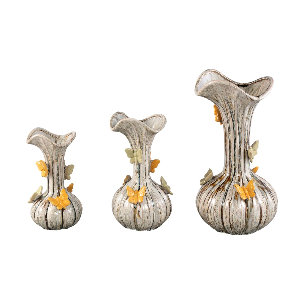 Tamarae Cream Ceramic Flowy Vase W Butterfly M