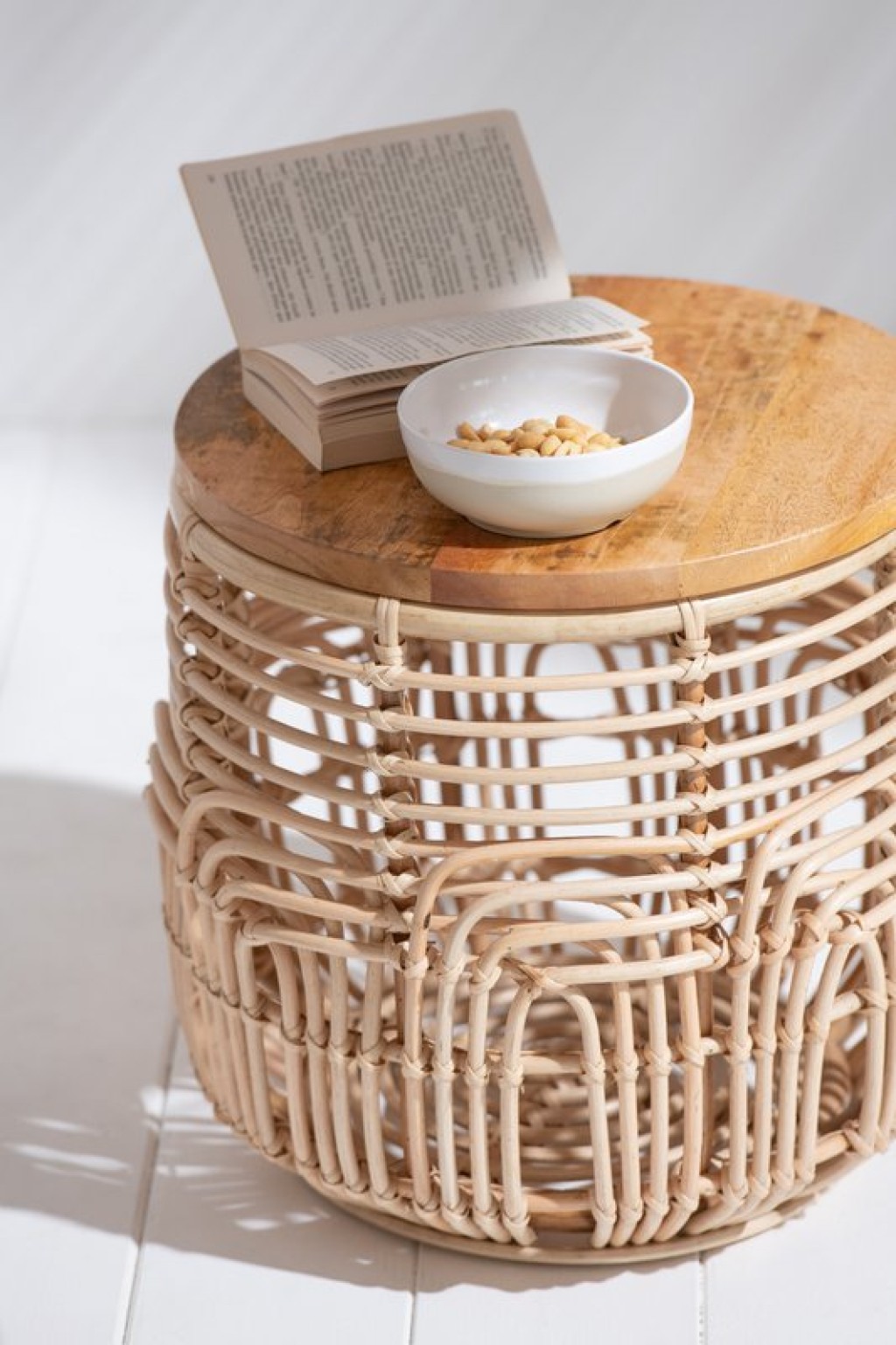 J-Line side table Ellen - rattan - natural