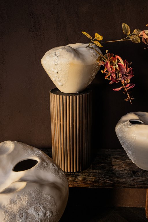 Dangelo Cream Ceramic Irregular Vase M
