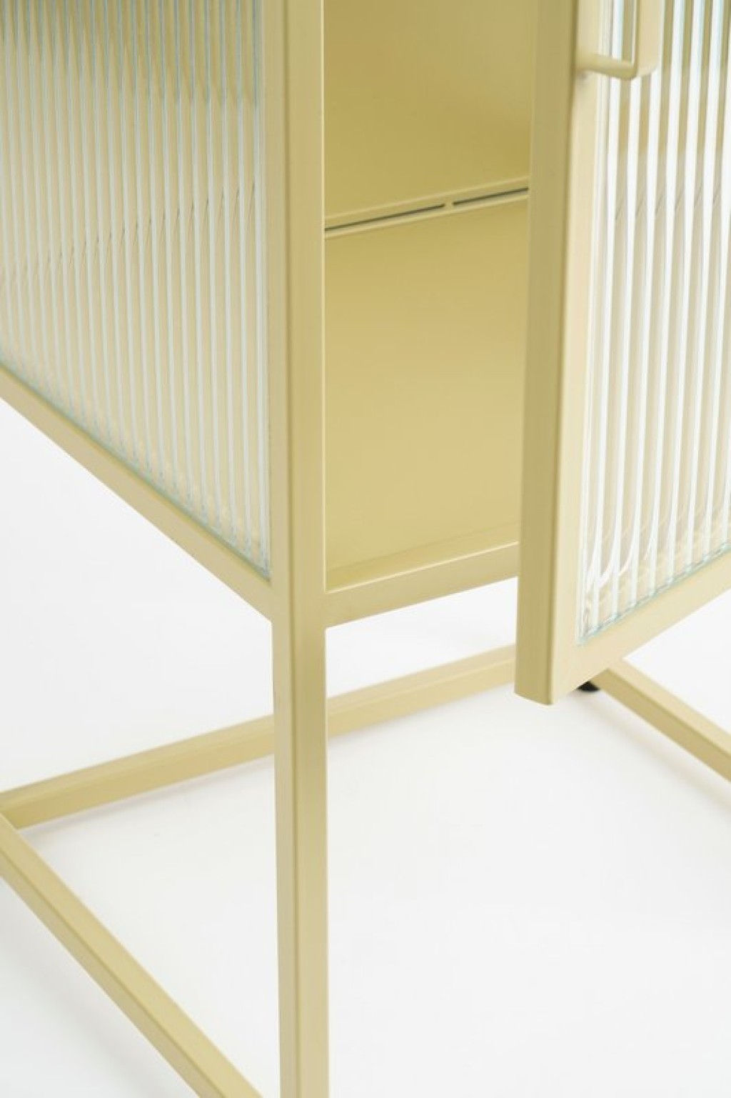 Clifton storage cupboard with doors - L38 x B35 x H90 cm - Metal - Beige