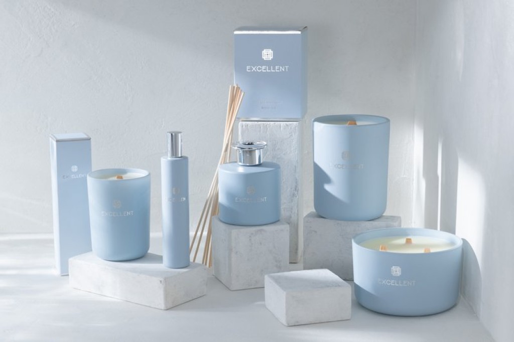 J-Line fragrance oil + sticks Excellent – White Tea – glass – light blue