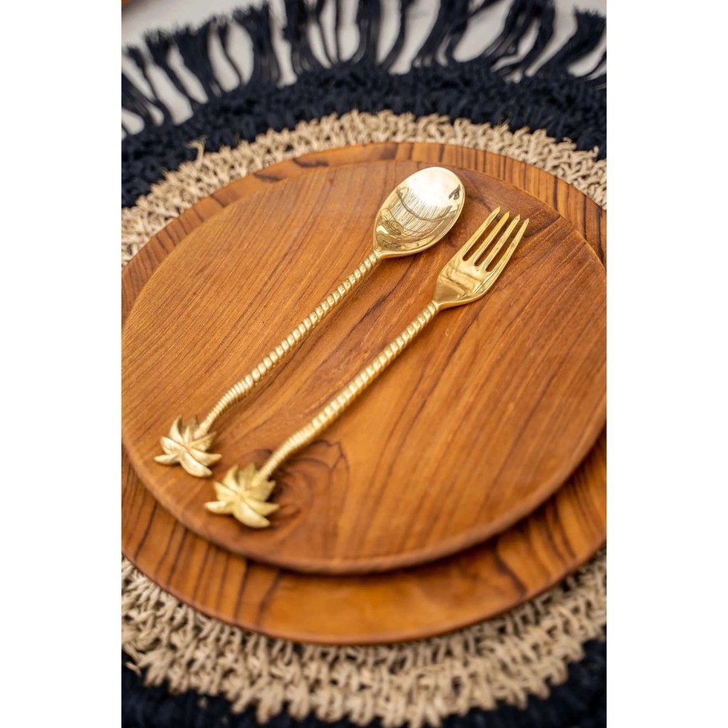 The Teak Root Round Plate - L