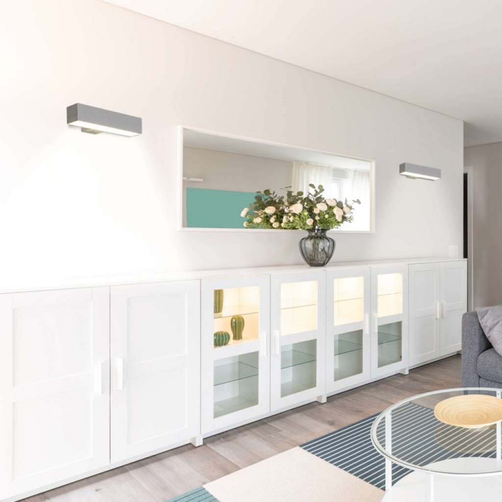 LED wall lamp "Dubai", modern wall lamp made of aluminum and plastic with firmly built -in LEDs, 45 cm long or high. Ideal for the illumination of entrance areas, corridors, for structuring large wall surfaces
