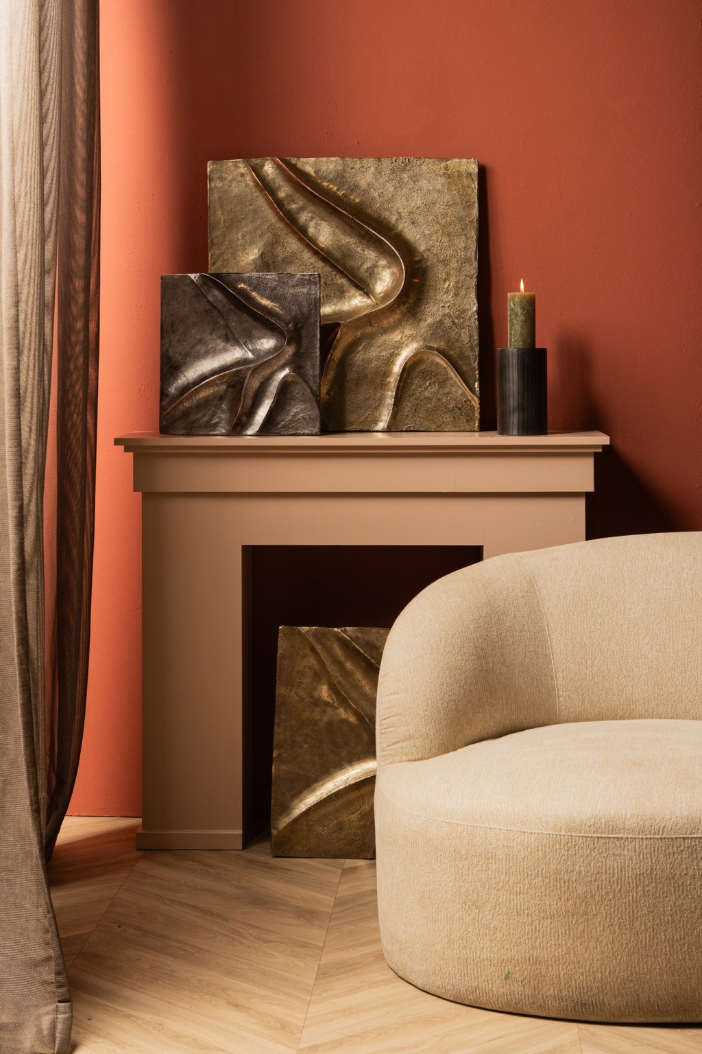 Gihan Nickle Casted Alu Wall Panel Wave Lines L