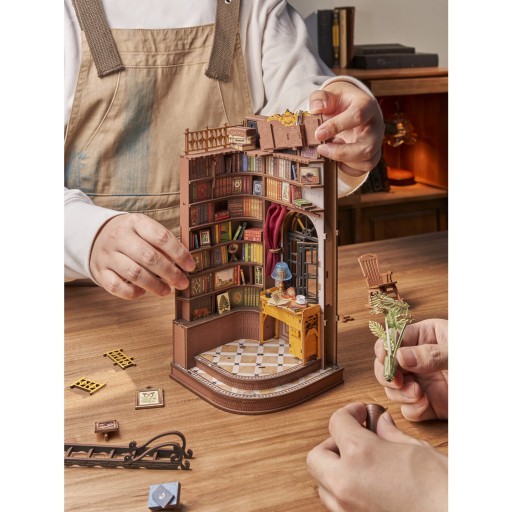 Robotime, DIY Book Nook, Silent Corner Study, TGE02, 11,8x11,8x24,9cm