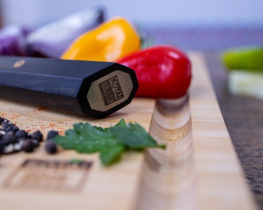 Kitchen accessories - KOTAI bamboo cutting board with juice groove and hidden handles - 40 x 30 x 2 cm