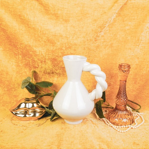 Vaas - Twisted Handle - Dolomite - Sand - 17,5x13.5x22cm