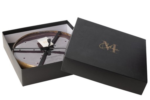 J -Line scented candle M -Chic - Oud & Amber - Glass - Gold/Black - XL - 35U