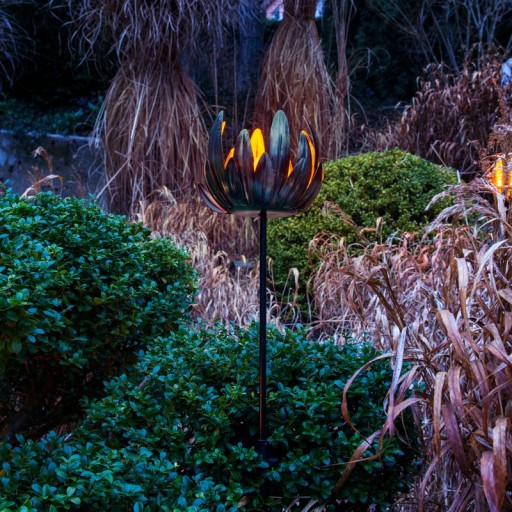 LED solar skewer "flower", for outside, metal and plastic earth skewer in copper, with integrated LED