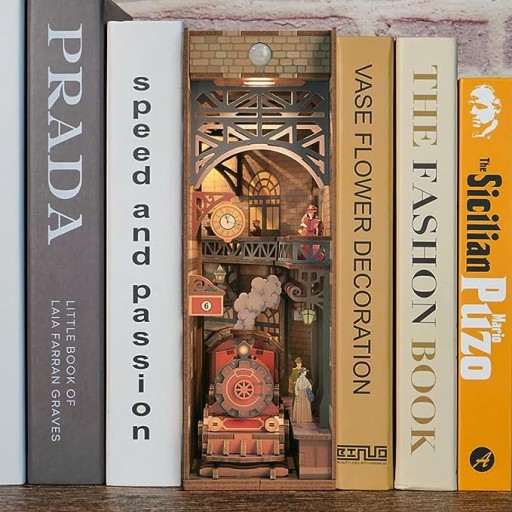 Tonecheer, DIY Book Nook, The Steam Age Bookend, TQ125, 18x8x24,5cm