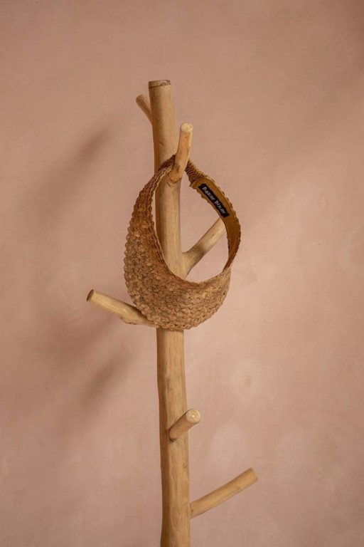 The Concrete Coat Hanger - Natural