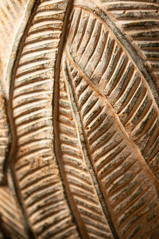 Noami Cream Cement Round Pot W Leaves Pattern XXL