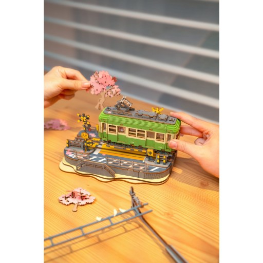 Robotime, DIY 3D Houten Modelbouwpakket, Sakura Journey, TGS02, 23,2x14x16,7cm