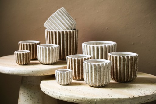 Ghada Brown Ceramic Round Pot With Lines XL