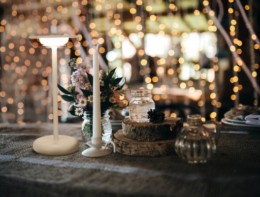 Cordless tablet light "Pasi" for outside and inside, made of metal and plastic in beige, dimmable, with touch and memory function, approx. 26 cm high