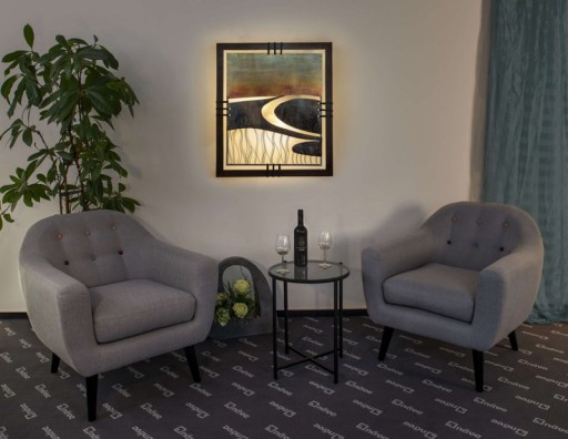 Decorative article picture