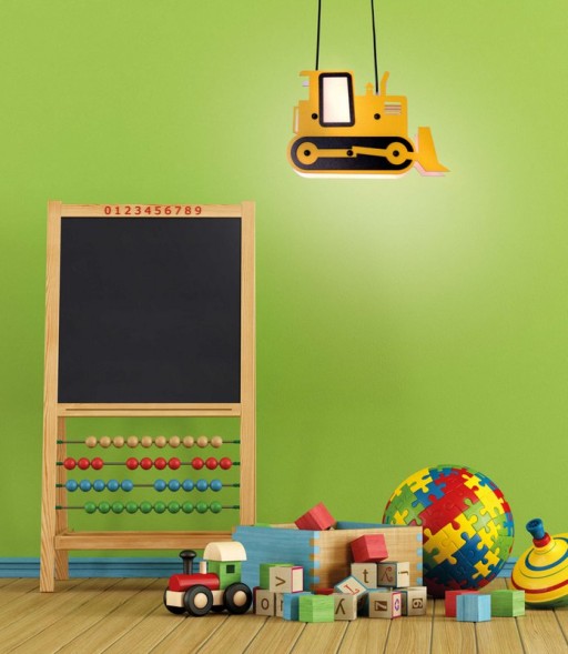 Die Pendelleuchte Planierraupe "Carter" ist die perfekte Hängelampe fürs Kinderzimmer. Sie besteht aus bemaltem Holz und ist mit einer E27-Fassung ausgestattet.