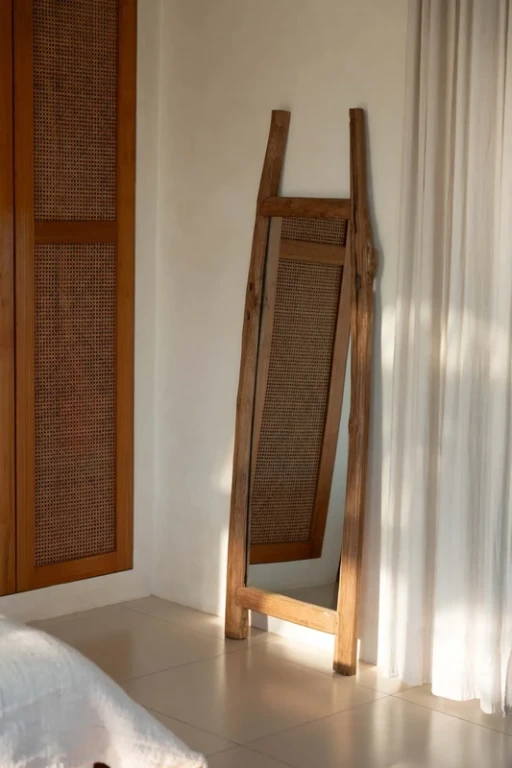 The Fabulook Dressing Room Mirror - Natural