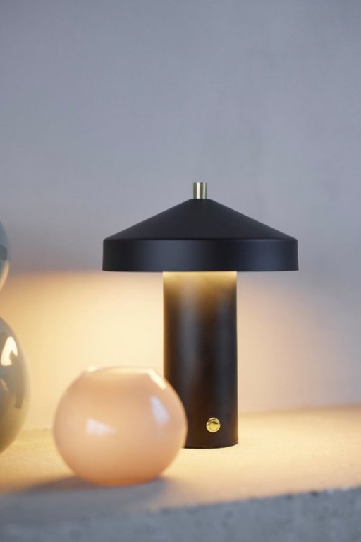 Hatto Table Lamp LED (EU)