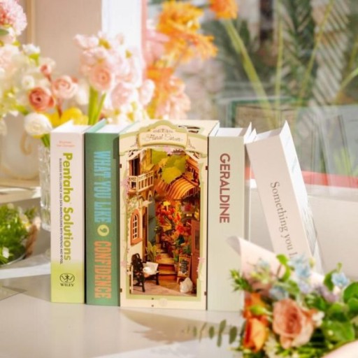 DIY Book Nook & Wonderland Boekensteun Floral Corner, Robotime, TGB09, 19x10,8x24cm