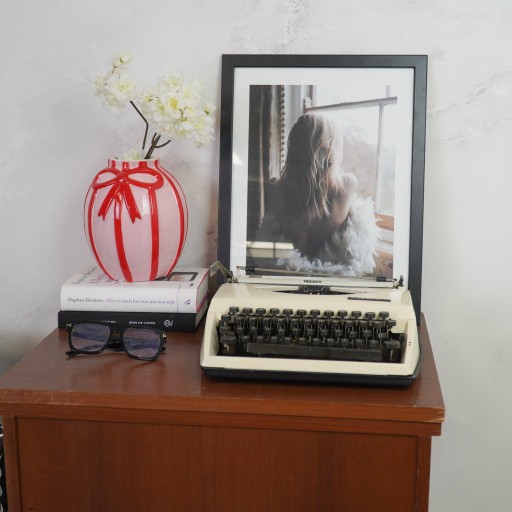 Vaas - Bloemvaaslint- Dolomiet - Lichtroze/ rood - 17x17x17,5cm