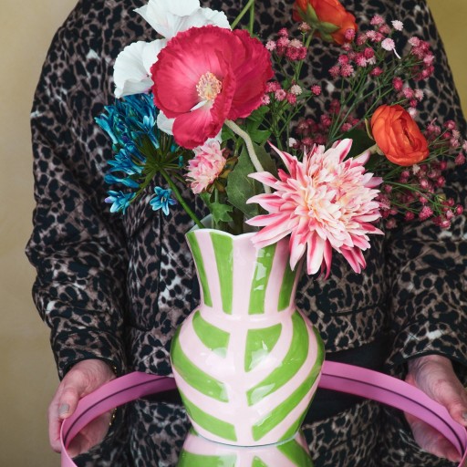 VASE-STRIKS-steengoed -groen/ roze- 16x16x22cm