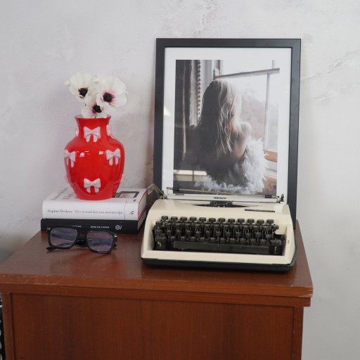 Vaas - Bloemvaaslinten - Dolomiet - rood/roze - 14x14x19cm