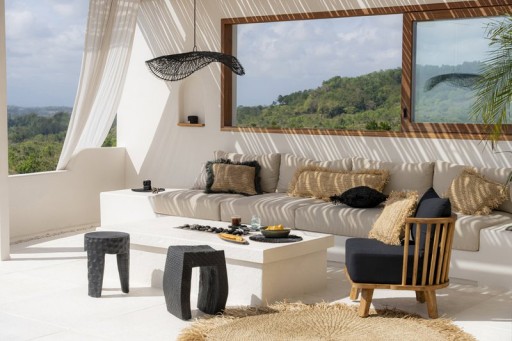 The Paramo Stool - Black