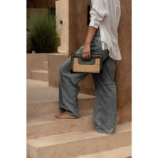 De Riviera Noir-clutch - natuurlijk zwart