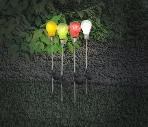Set of 4 decorative solar ground spikes "light bulb"